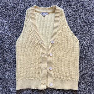 MADEWELL yellow sweater vest, perfect condition, no stains or rips.
